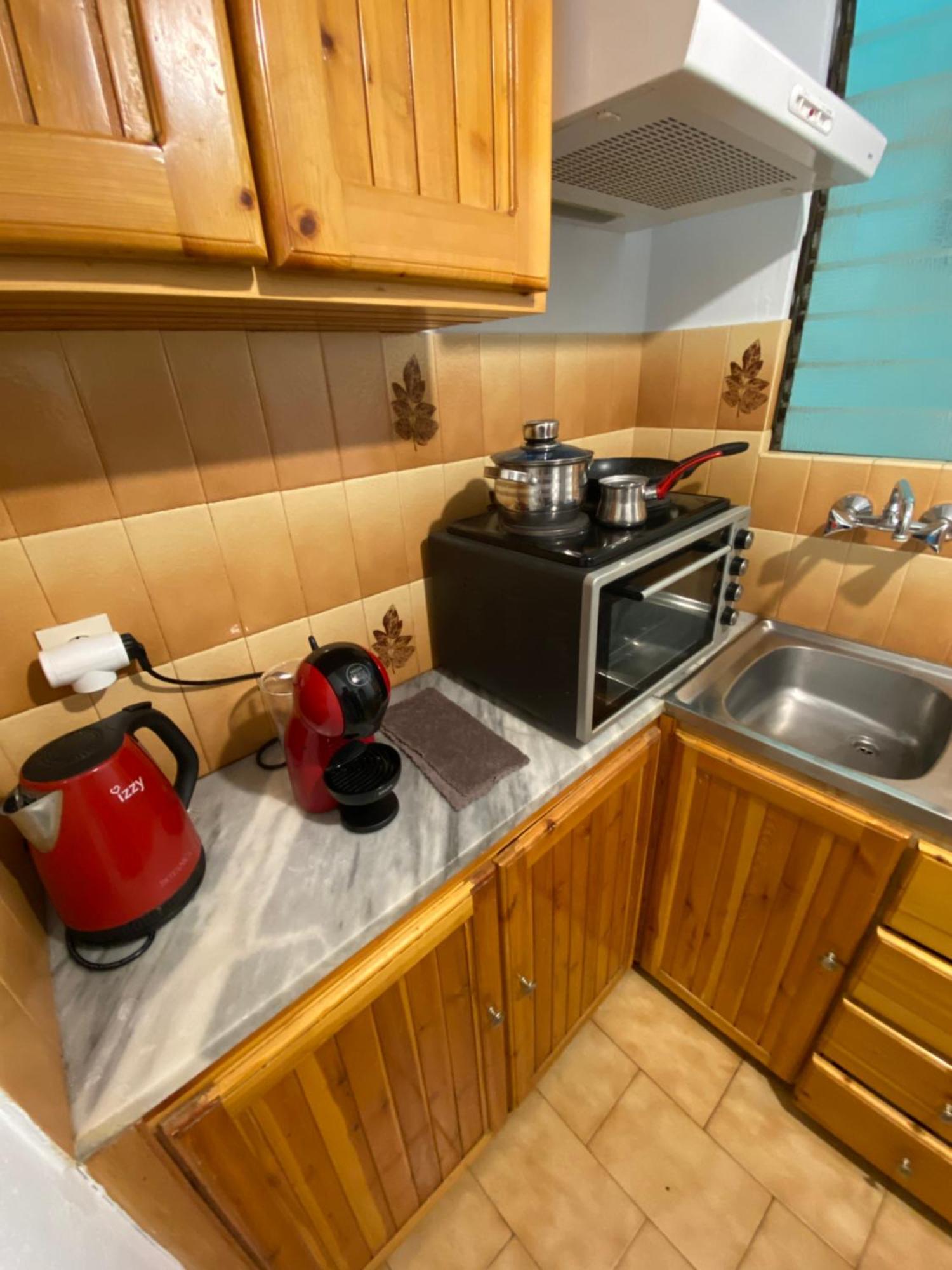 Apartamento Valerie'S House Poros Town Exterior foto