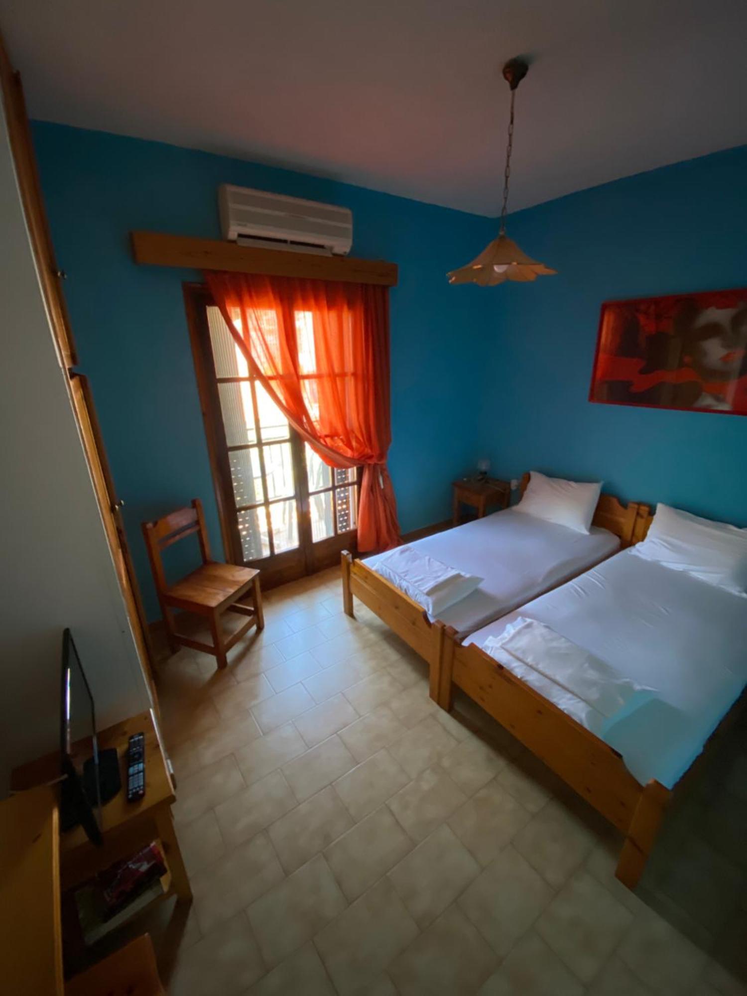 Apartamento Valerie'S House Poros Town Exterior foto
