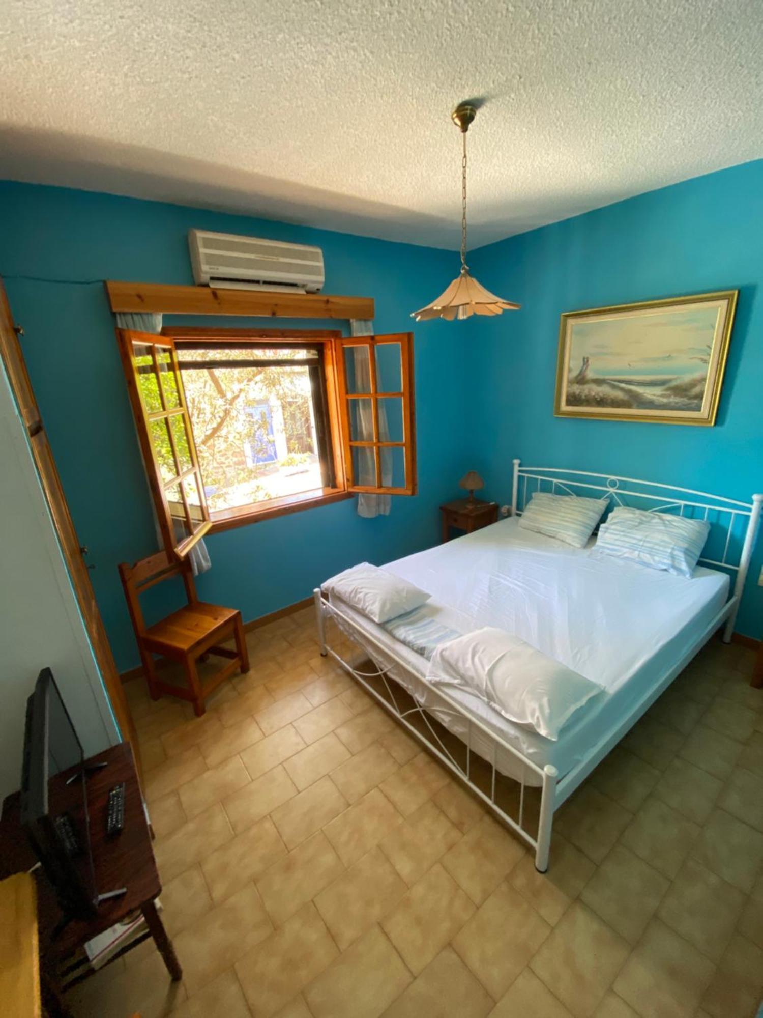 Apartamento Valerie'S House Poros Town Exterior foto